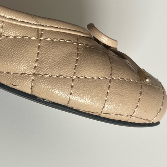 GUESS Quilted Beige Loafers with Bow - Picture 9 of 10